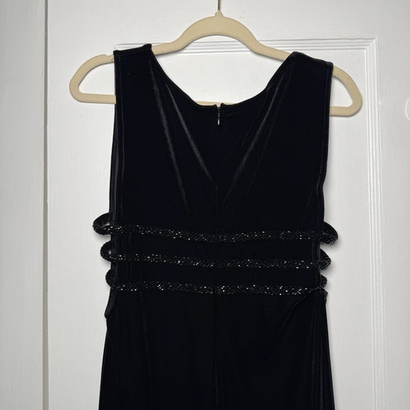 Vintage Marina Elegant Black Sleeveless Velvet Formal Beaded Dress Size 8 - Picture 7 of 11